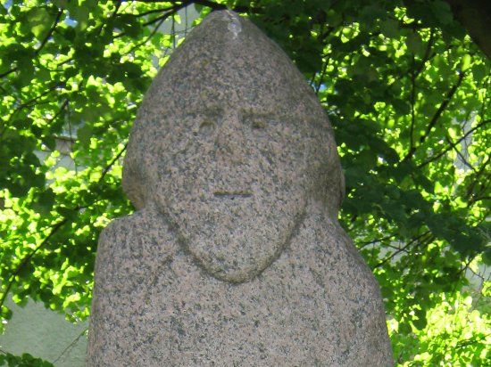 Posągi pruskiej staruchy